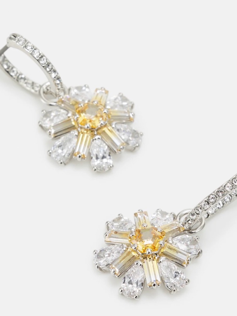 Swarovski earring brand new